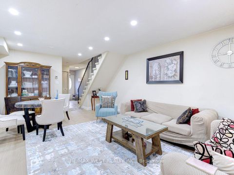 Photo 11 at 22 - 83 Irwin Road, Old Rexdale, Toronto