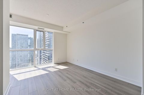 Photo 5 at 3506 - 318 Richmond Street W, Waterfront Communities C1, Toronto