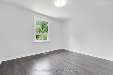 Photo 13 at 26 Garthwood Drive, Kennedy Park, Toronto