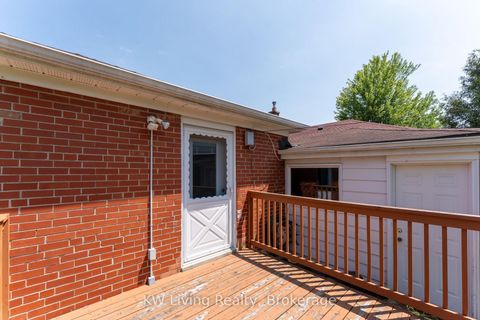 Photo 34 at 26 Garthwood Drive, Kennedy Park, Toronto