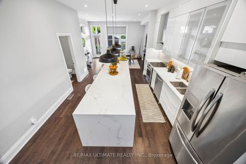 Photo 10 at 42 Ennerdale Road, Fairbank, Toronto