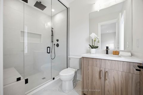 Photo 19 at 98 Charleswood Drive, Clanton Park, Toronto