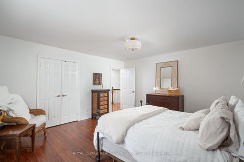 Photo 35 at 33 Lynnhaven Road, Lawrence, Toronto