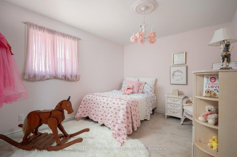 Photo 40 at 33 Lynnhaven Road, Lawrence, Toronto