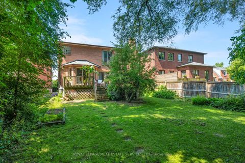 Photo 48 at 33 Lynnhaven Road, Lawrence, Toronto