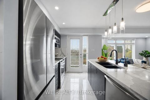 Photo 10 at 276 - 60 Parrotta Drive, Pelmo Park W5, Toronto