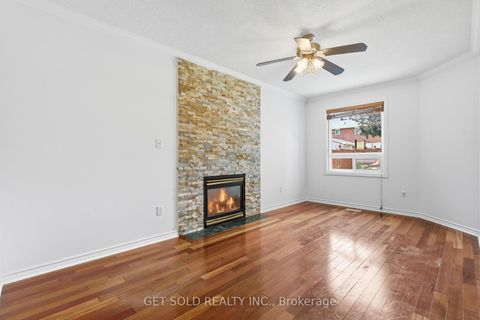 Photo 3 at 28 Hawkins Drive, Ardagh, Barrie