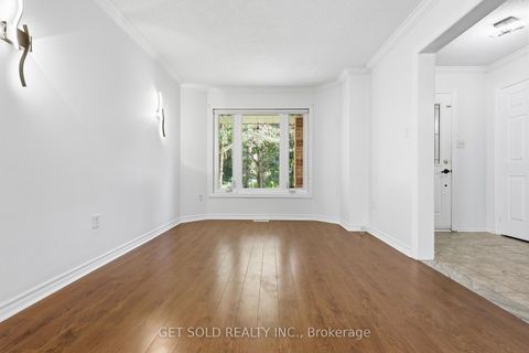 Photo 12 at 28 Hawkins Drive, Ardagh, Barrie