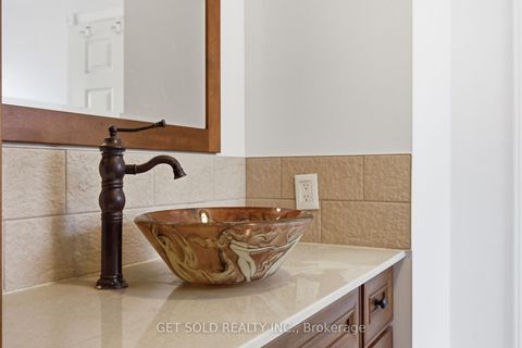 Photo 14 at 28 Hawkins Drive, Ardagh, Barrie