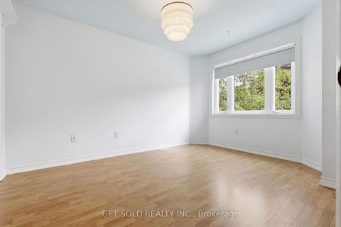 Photo 22 at 28 Hawkins Drive, Ardagh, Barrie