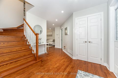 Photo 6 at 756 Third Avenue, Historic Lakeshore Communities, Georgina