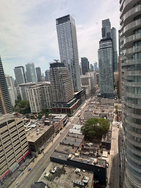Photo 7 at 2615 - 8 WELLESLEY Street W, Bay Street Corridor, Toronto