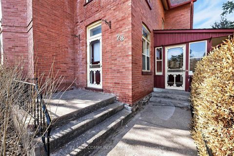 Photo 1 at 28 Queen Street, Cookstown, Innisfil