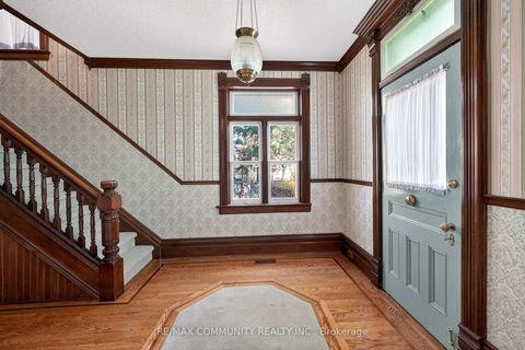 Photo 8 at 28 Queen Street, Cookstown, Innisfil
