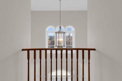 Photo 20 at 5 Magna Carta Road, Shore, Barrie