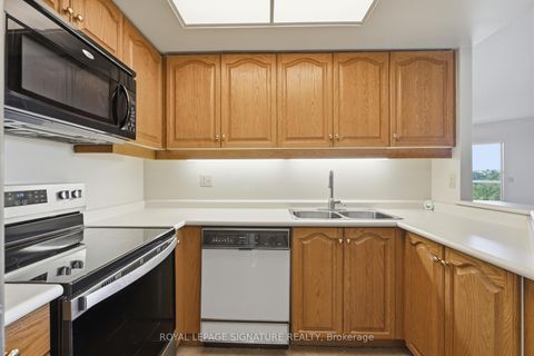 Photo 3 at 301 - 7 Concorde Place, Don Mills, Toronto