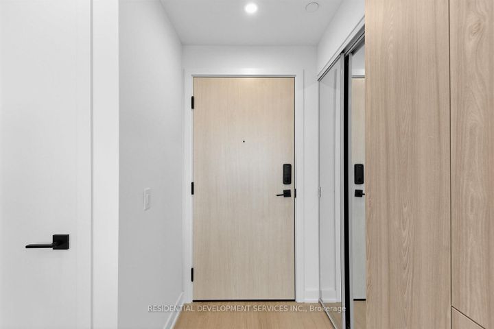 Photo 3 at 507 - 699 Sheppard Avenue E, Bayview Village, Toronto
