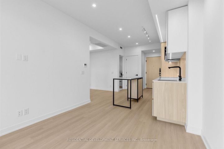 Photo 7 at 507 - 699 Sheppard Avenue E, Bayview Village, Toronto