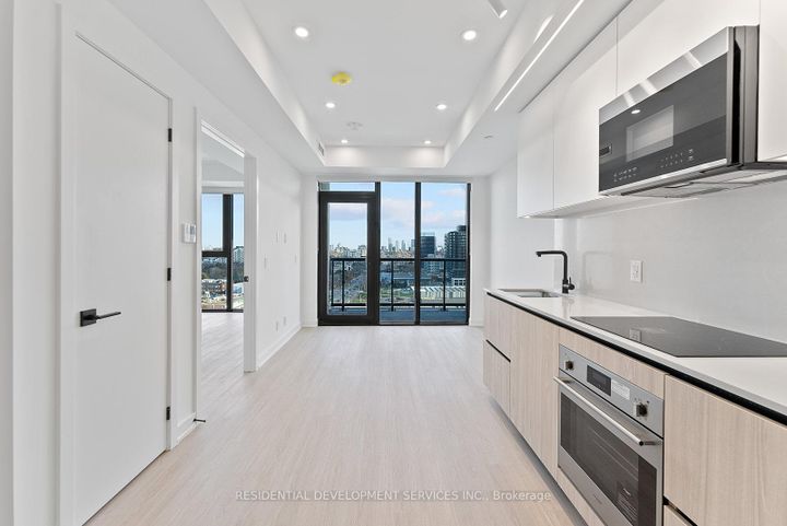 Photo 3 at 1111 - 699 Sheppard Avenue E, Bayview Village, Toronto