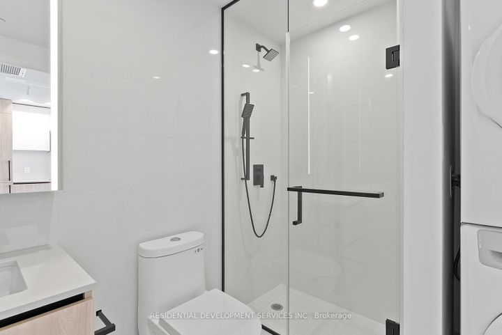 Photo 24 at 1111 - 699 Sheppard Avenue E, Bayview Village, Toronto