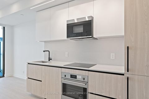 Photo 6 at 1111 - 699 Sheppard Avenue E, Bayview Village, Toronto