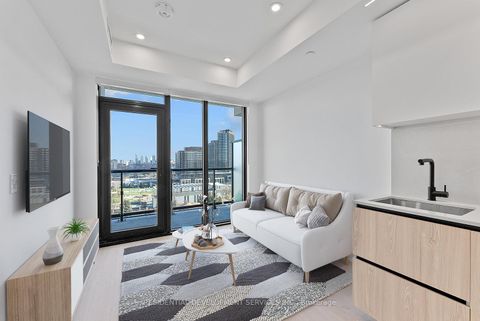Photo 11 at 1111 - 699 Sheppard Avenue E, Bayview Village, Toronto