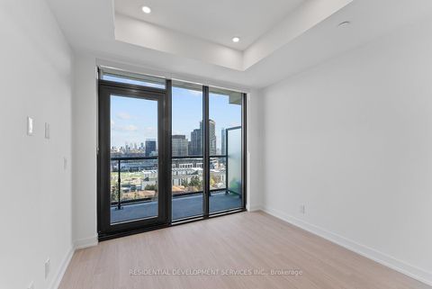 Photo 12 at 1111 - 699 Sheppard Avenue E, Bayview Village, Toronto
