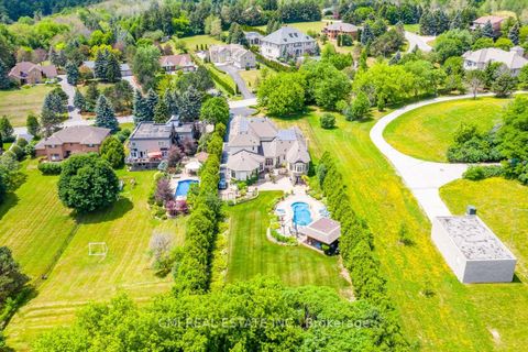 Photo 14 at 776 Woodland Acres Crescent, Rural Vaughan, Vaughan