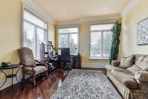 Photo 26 at 776 Woodland Acres Crescent, Rural Vaughan, Vaughan