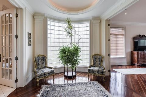 Photo 45 at 776 Woodland Acres Crescent, Rural Vaughan, Vaughan