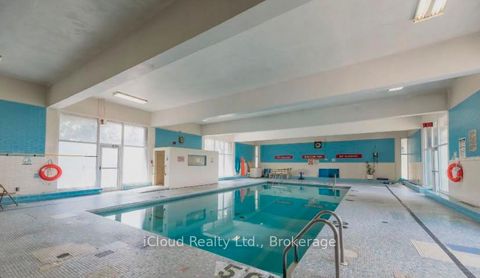 Photo 8 at 806 - 390 Dixon Road, The Westway, Toronto