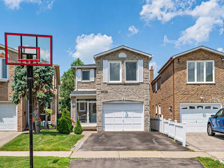 Photo 0 at 1629 Dewberry Crescent, Rathwood, Mississauga