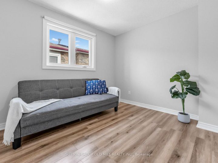 Photo 19 at 1629 Dewberry Crescent, Rathwood, Mississauga