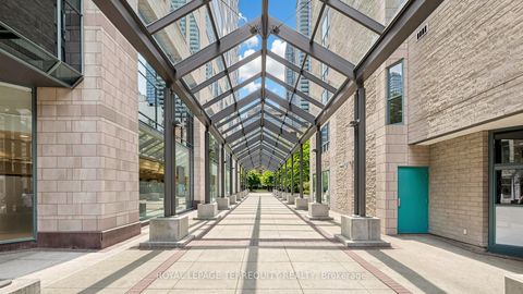 Photo 38 at 220 - 92 King Street E, Yonge Corridor, Toronto