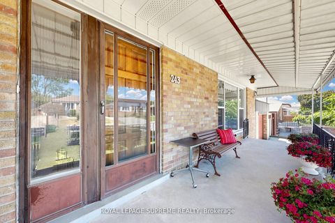 Photo 2 at 243 Epsom Downs Drive, CFB, Toronto