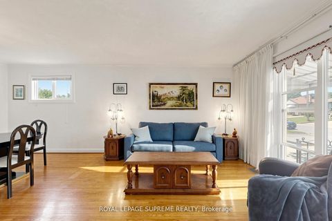 Photo 4 at 243 Epsom Downs Drive, CFB, Toronto