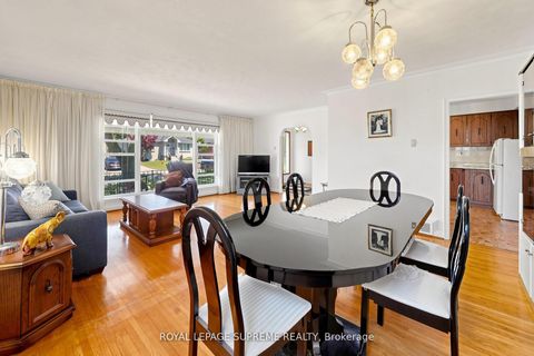 Photo 9 at 243 Epsom Downs Drive, CFB, Toronto