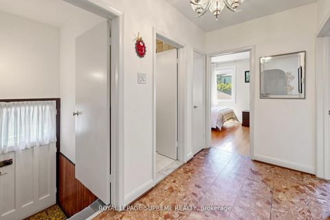 Photo 15 at 243 Epsom Downs Drive, CFB, Toronto