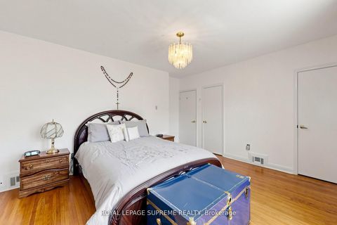 Photo 18 at 243 Epsom Downs Drive, CFB, Toronto