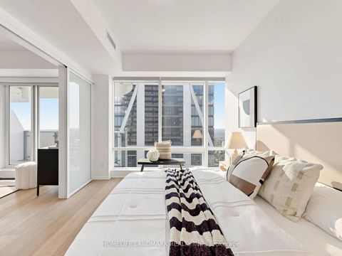 Photo 14 at 6608 - 1 bloor Street E, Yonge Corridor, Toronto