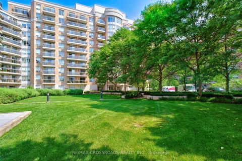 Photo 24 at 183 - 650 Lawrence Avenue W, Lawrence, Toronto