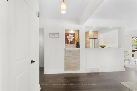 Photo 4 at 1 Judhaven Road, Beaumonde Heights, Toronto