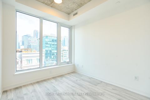 Photo 6 at 704 - 2 Augusta Avenue, Waterfront Communities C1, Toronto