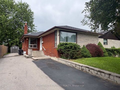 Photo 0 at 78 Wishing Well Drive, Sullivan, Toronto