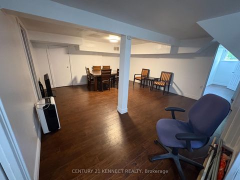 Photo 12 at 78 Wishing Well Drive, Sullivan, Toronto
