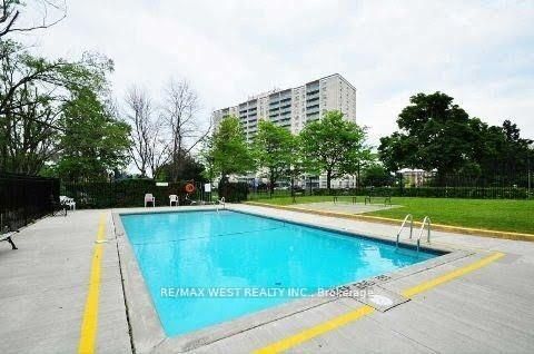 Photo 25 at 202 - 130 Neptune Drive, Lawrence, Toronto