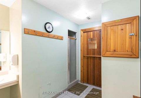 Photo 31 at 202 - 130 Neptune Drive, Lawrence, Toronto