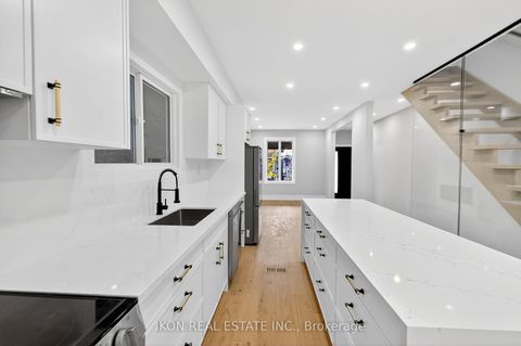 Photo 8 at 475 Delaware Avenue, Junction, Toronto