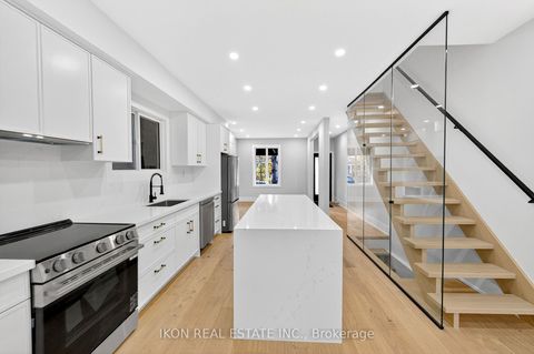 Photo 9 at 475 Delaware Avenue, Junction, Toronto