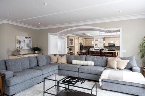 Photo 11 at 127 Sultana Avenue, Lawrence, Toronto